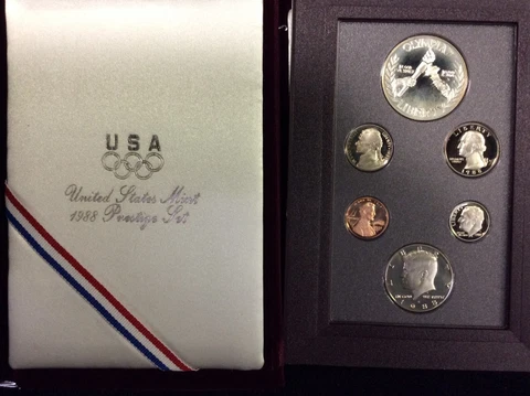 1988 Prestige Proof Set of U.S. Coins in Mint Issued Display Wallet with COA Cover