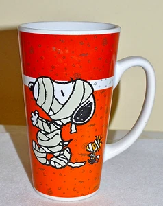 GIBSON OVERSEAS SNOOPY & WOODSTOCK HALLOWEEN ENVOLTURAS DE MOMIA ALTA TAZA DE 6", TAZA DE CAFÉ - Imagen 1 de 5
