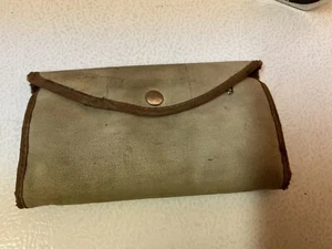 VINTAGE FLY FISHING WALLET POUCH LURER FLY HOLDER SNAP SHUT TACKLE FILLED - Bild 1 von 7