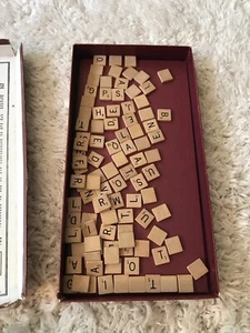 Vintage Scrabble Crossword Game 1982 Selchow & Righter No.17 - Picture 1 of 3