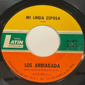 Los Arriagada: Mi Linda Esposa / Mantelito Blanco 45 Discos Latin International - Imagen 1 de 2