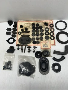 Scott Drake C5ZZ-6511135-K Grommet Kit Fits 64-66 Mustang **PLUS MUCH MORE**READ - Bild 1 von 12