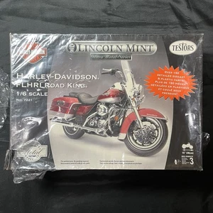 Lincoln come nuovo Ultra Metal Series Testors Harley-Davidson 1/6 FLHRI Road King 7221 - Foto 1 di 6