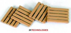Bachmann/EFE 99615 - 4 x Wooden Plastic Pallets 1/76th Scale 00 Gauge 2nd Class - Picture 1 of 7
