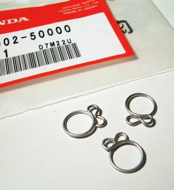 Nuevo de Lote Antiguo Honda Fuel Line Petcock Clip Soporte Mascota Grifo Gl cb 1100 1000 900 750 650 Foto 1 de 1