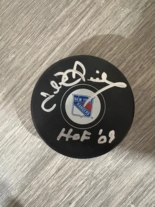NEW YORK RANGERS LEGEND JOHN DAVIDSON HOF 09 SIGNED AUTO NHL PUCK WITH JSA. - Picture 1 of 2