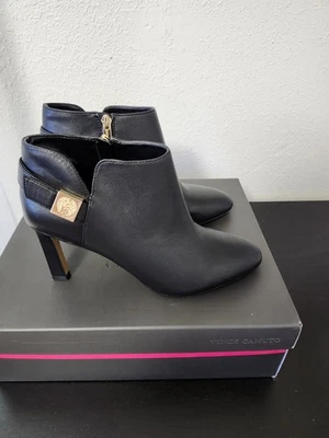 Vince Camuto  BOOTS  zip Size 8.5 M Women's Black Hill 3"  - Image 1 of 4