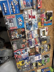 30 NASCAR PROMO ASSORTED COMBO POWER PIT STOP DIECAST 1:64 SCALE - Picture 1 of 24