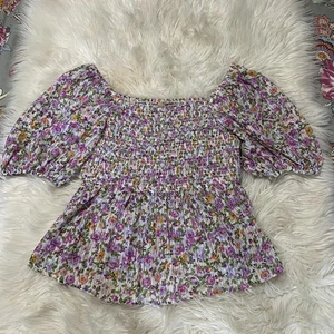 Top Dizzy Love micro floreale smocked prateria boho hippie medio cottagecore - Foto 1 di 7