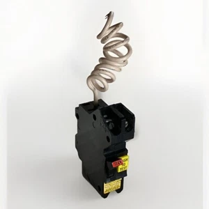 FPE NA120GF 20 amp 1 pole 120v NAGF20 GFI GFCI NA120GFI NAGF120 Flaw. Chip - Picture 1 of 16