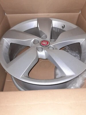 Juego de 4 llantas Jaguar E-Pace 2019  Foto 1 de 2