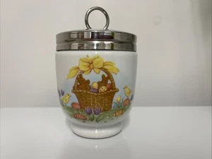Royal Worcester King Size Egg Coddler - Easter Bunnies 4” High - Picture 1 of 13
