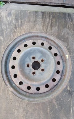 Dodge Stratus Cirrus 1995 1996 2000 llanta de rueda de acero de 15 pulgadas 5 orejetas Foto 1 de 3