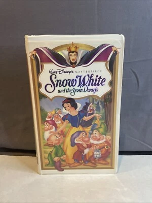 💎 Walt Disney RARE Masterpiece Collection  * Snow White *  VHS tape - Image 1 of 4