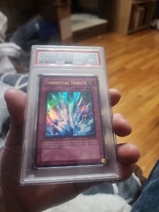 Tarjeta Yugioh Torrential Tribute LON-025 1a Edición PSA 10 GEMA COMO NUEVA Ultra Rara PERFECTA - Imagen 1 de 12