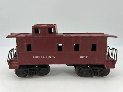 Lionel Lines #6017 O Gauge Brown Caboose Damaged Fair Condition - Image 1 of 4
