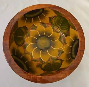 Handcrafted Wooden Lacquered Sunflower Serving Fruit Bowl 10 1/2" - Picture 1 of 14