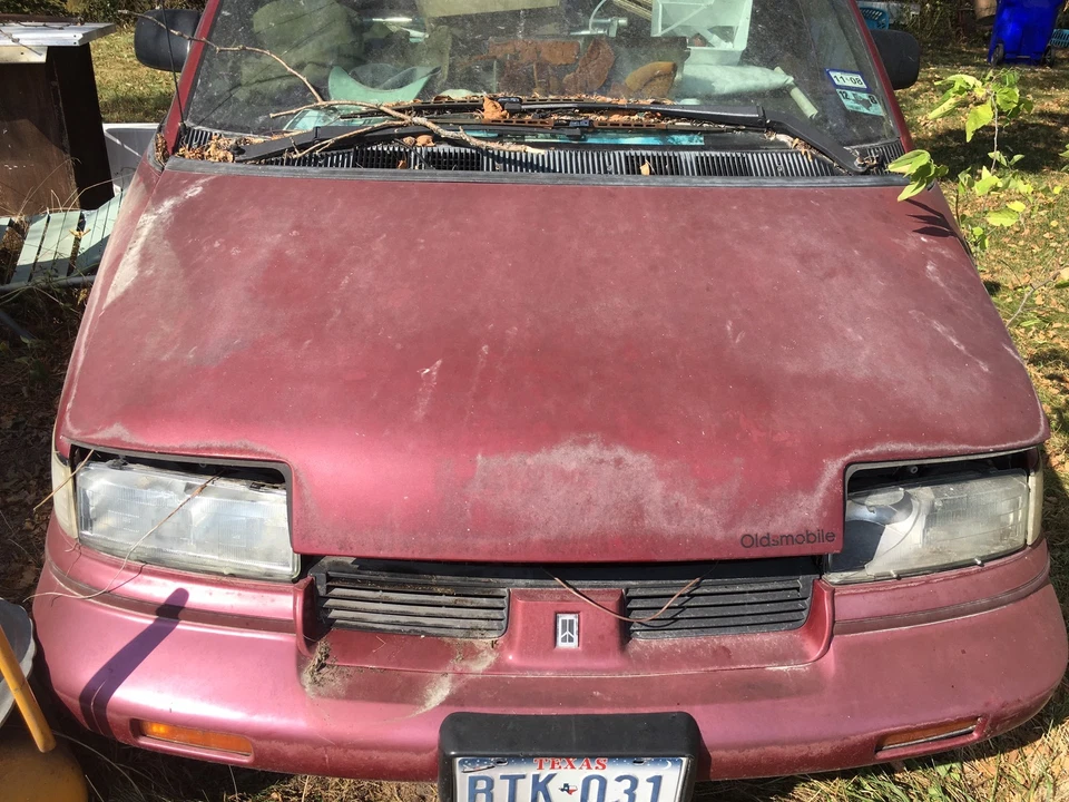 1989 Oldsmobile Silhouette I Probably Have Any Part You Want Front Hood Part - Изображение 1 из 1