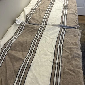 Set of 2 Pottery Barn Harper Striped 24 x 24" Pillow Cover~Khaki Multi - Picture 1 of 6