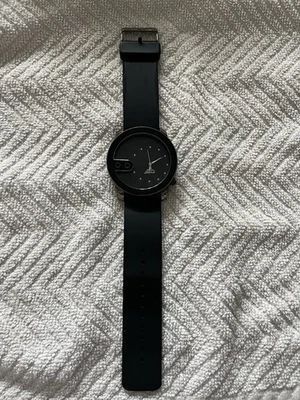 Reloj Hombre Flud’s “The Exchange” Con Banda Goma NECESITA BATERÍA Foto 1 de 2