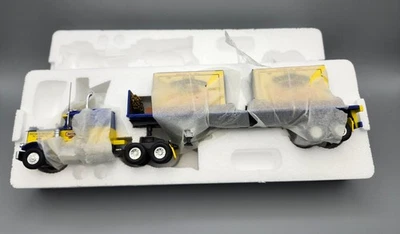 1999 MATCHBOX TRUCKING COLLECTORS EXCLUSIVE EDITION code DYM92127 - Original box - Image 1 of 4