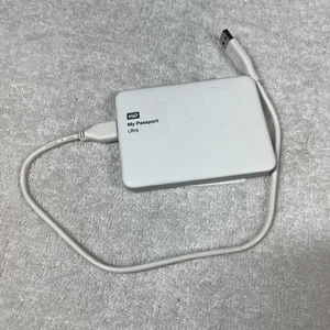 WD MY PASSPORT Ultra Premium Storage White 1 TB Model WDBGPU0010BWT-NESN Win 10 - Picture 1 of 6