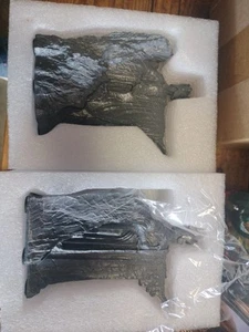 The Lord of the Rings Hobbit The Gates of Gondor Resin Statue Bookends Decor NIB - Picture 1 of 7