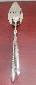 PINZA PARA SERVIDOR ENSALADAS CON MANGO DE PLATA ESTERLINA ORNAMENTADA DE COLECCIÓN. HECHO EN ALEMANIA. 10" - Imagen 1 de 16