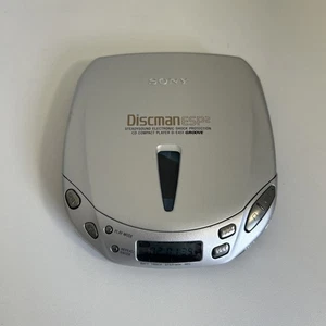 Vintage Sony  ESP2 D-E451  Discman Portable CD Player Silver, WORKING - Picture 1 of 8