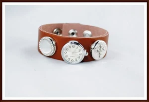 Druckknopf  Button  Click Leder Armband in braun passend für Chunk & Noosa - Bild 1 von 2