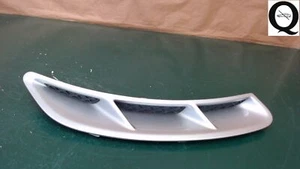 Grill vorn rechts Ford WA6 Bj 2007 - Picture 1 of 8