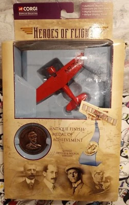 Corgi  Heroes of Flight - Great Pioneers -  Amelia Earhart  Lockheed Vega/Medal - Image 1 of 4
