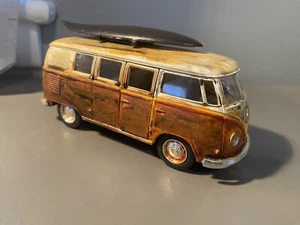 1962 Kinsmart Volkswagen Classical Bus W/surfboard - Custom & Rusted - Picture 1 of 9