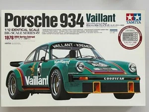 Tamiya 1/12 Porsche 934 Vaillant con parti incise kit non assemblato su larga scala - Foto 1 di 9