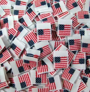 250 Stck. FALTETE DOPPELSEITIG GEWEBTE NÄHEN KLEIDUNG ETIKETT ETIKETTEN - AMERIKANISCHE FLAGGE - Bild 1 von 1