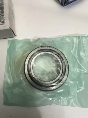 Cojinete de rueda interior trasero OEM 2001 a 2005 Kia Rio P/N KK15033047 Foto 1 de 3