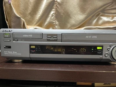 Sony WV-H5 Hi8 VHS Combo Deck & 400-MEDI039 Video Capture Set für Bandübertragung - Bild 1 von 4