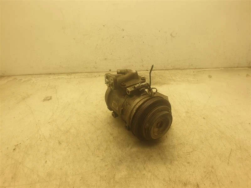 96-02 MONTAJE COMPRESOR TOYOTA 4 RUNNER SR5 5VZFE 3,4 L 4CYL AC  Foto 1 de 4