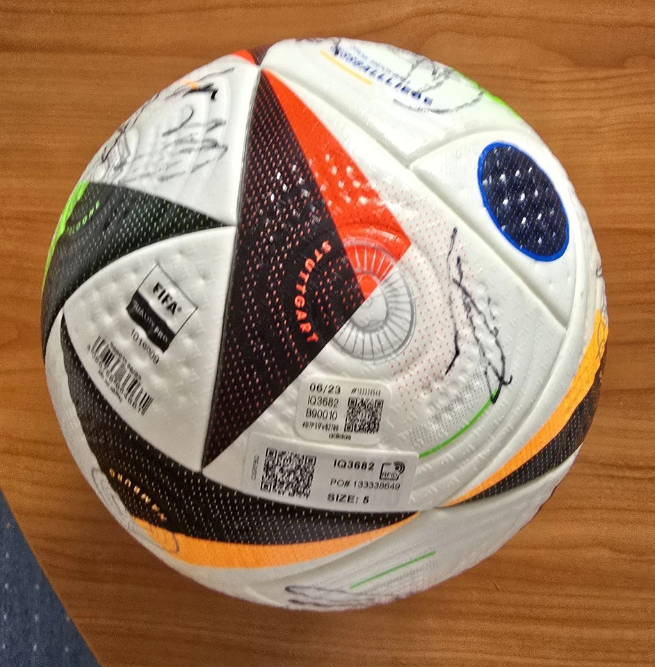 Adidas EURO24 PRO Fußball - Mehrfarbig