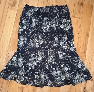 Vanheusen Rock schwarz Bleistift ausgestellt Midi grau & weiß geblümt Gr. 4 - Bild 1 von 12