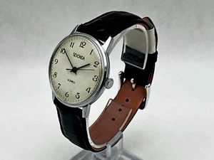 Seconda 2609 SU Vintage Mechanical Wristwatch Raketa USSR Serviced Watch - Picture 1 of 12