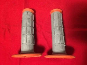 Renthal 1/2 Waffle Dual Compound Grips Motocross ATV/BMX Fits Honda Yamaha GT RL - Picture 1 of 5