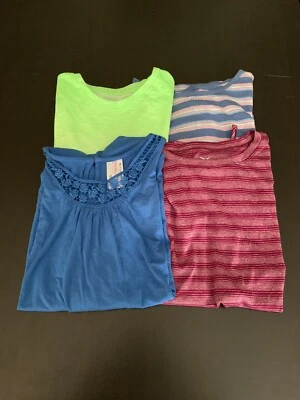 lote de camisas niñas talla 10/12. ¡NUEVO CON ETIQUETAS! ¡Perfecto para la escuela, el juego y la diversión! Foto 1 de 4