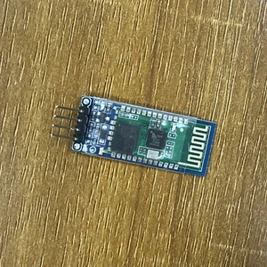 Wireless Serial 4 Pin Bluetooth RF Transceiver Module HC-06 RS232 With backplane - Foto 1 di 4