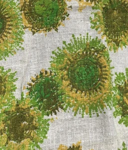 Vintage Linen Fabric 48”x44” Mid Century Modern MCM Green Yellow Abstract Sun - Picture 1 of 10