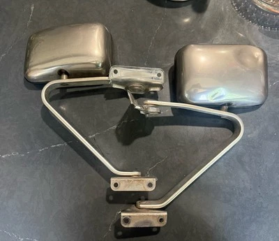 Juego de espejos retrovisores delanteros derecho izquierdo Ford Econoline 1970-1991 cromados Foto 1 de 4