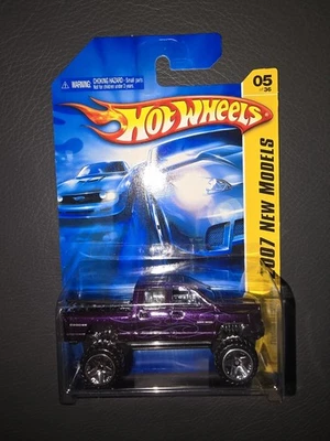 Hot Wheels 2007 NEW MODELS DODGE RAM 1500 PURPLE 005/180 - Image 1 of 2