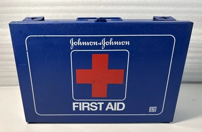 Johnson and Johnson First Aid Kit 8161 Vintage Metal Box CONTENTS INCLUDED - Image 1 of 4