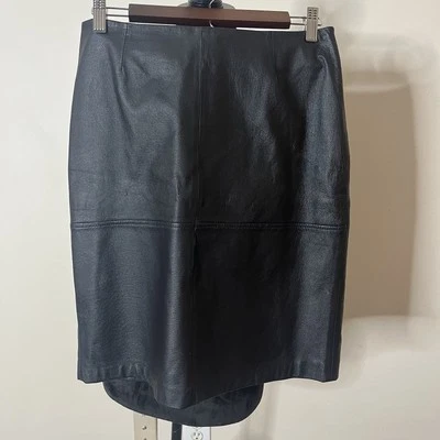 Minifalda forrada Newport News para mujer talla 10 negra de cuero granulado genuino Foto 1 de 4