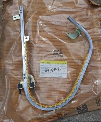 Regulador de ventana eléctrica trasero derecho Lancer LeBaron GTS 1986-1989 NOS MoPar Foto 1 de 2